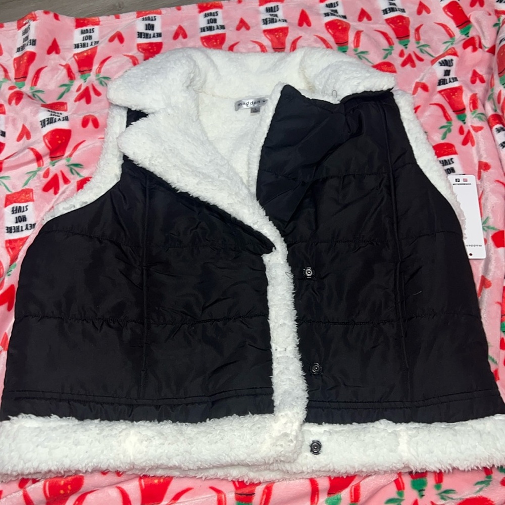 NWT Madden girl Sherpa Vest